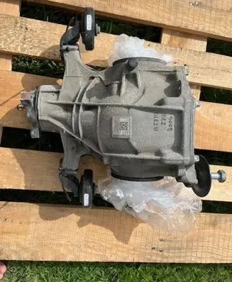 Mercedes-Benz S W223 Rear axle beam with reductor 