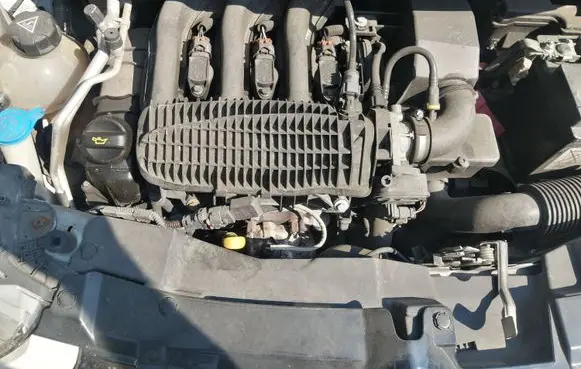 Citroen C4 Cactus Engine