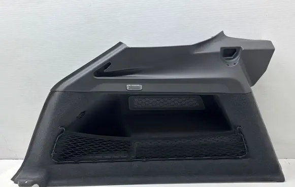 Porsche Cayenne (9Y0 9Y3) Trunk/boot side trim panel 9Y0867037D 002170220 T1B10AEE0U6
