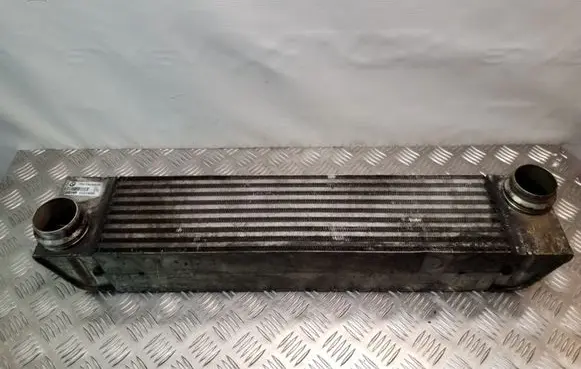 BMW 7 E65 E66 Intercooler radiator 7791909