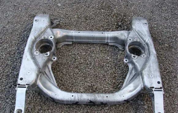 Mercedes-Benz CLS C219 Front axle beam 
