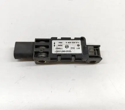 Porsche Cayenne (9PA) Airbag deployment crash/impact sensor 7L0909606A