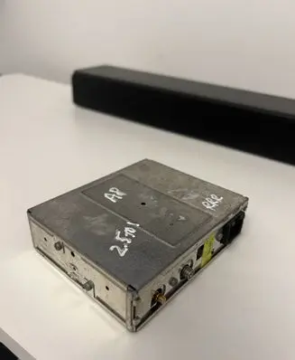 Audi A8 S8 D2 4D Aerial antenna amplifier 4D0919894