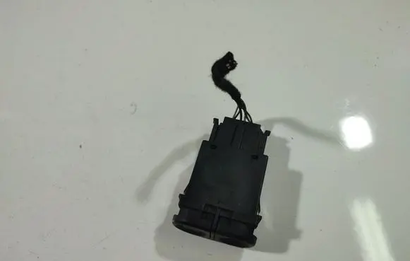 Seat Alhambra (Mk1) Windscreen/window heater switch 