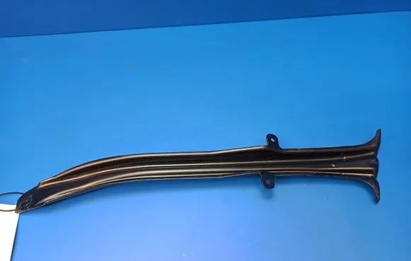 Mercedes-Benz E C207 W207 Side radiator support slam panel A2076280624