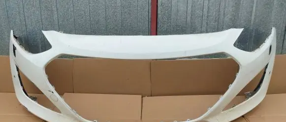Hyundai i30 Front bumper 86511a6610