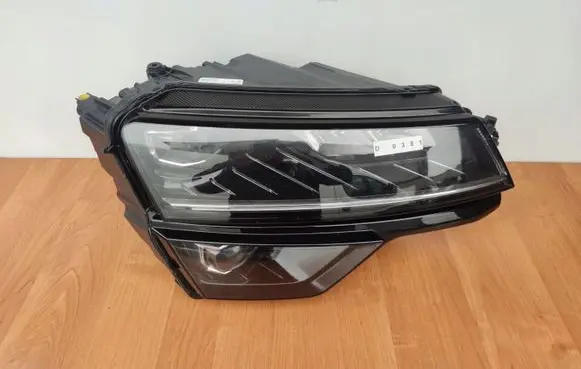 Skoda Karoq Headlight/headlamp 57C941016B