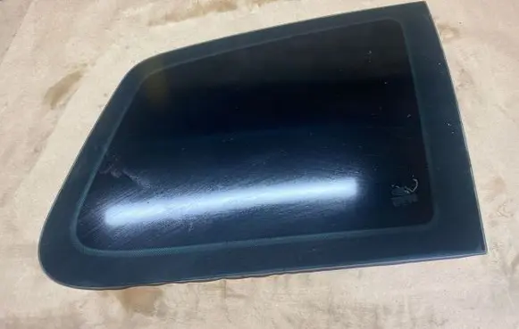 Ford Focus C-MAX Rear side window DOT27AS2M24100 43R001025