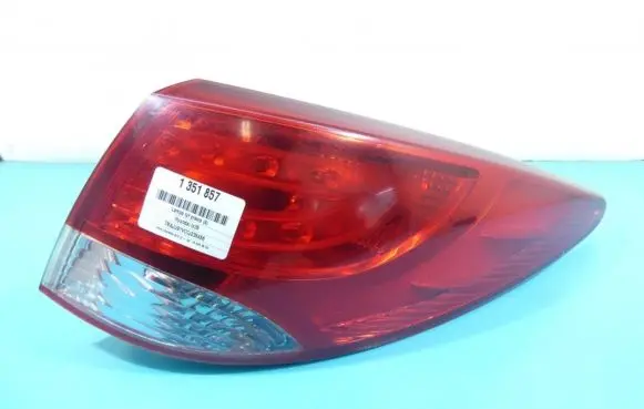 Hyundai ix35 Rear/tail lights 92402-2Y0 IMPRK1351857