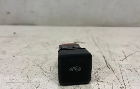 Opel Grandland X Alarm switch YP00033677