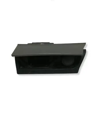 Opel Astra H Car ashtray 13133284 331985437 315740100