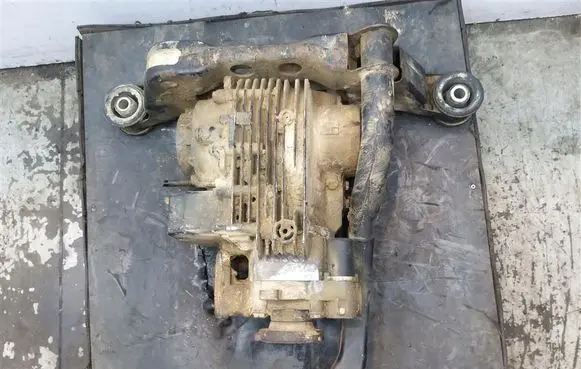 Volkswagen Transporter - Caravelle T5 Rear differential ZSB