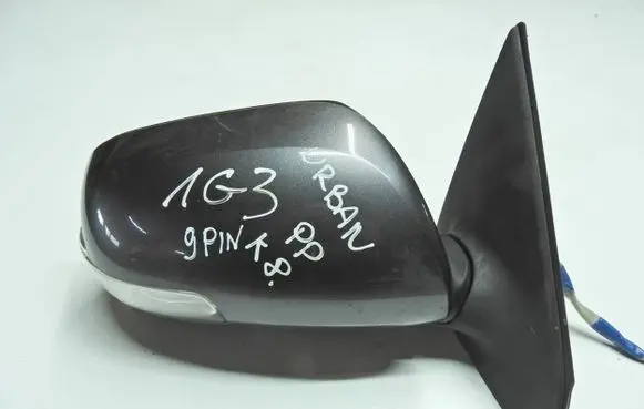 Toyota Urban Cruiser (XP110) Front door electric wing mirror E11026403 8316 E11036408