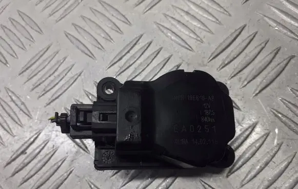 Ford Mondeo MK IV A/C air flow flap actuator/motor 