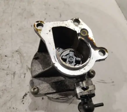 Renault Scenic II - Grand scenic II Vacuum pump D163354368