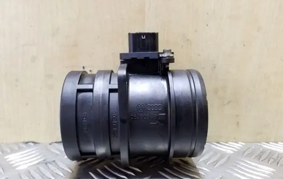 Audi TT TTS Mk2 Mass air flow meter 06J906461D AFH6037