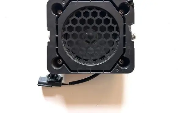 Nissan Leaf II (ZE1) Horn signal 281H05SN0B