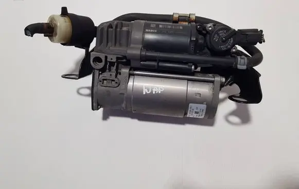 Mercedes-Benz E W212 Air suspension compressor/pump 2123200404BF A2123200404
