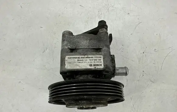 Volvo V70 Power steering pump 31202095
