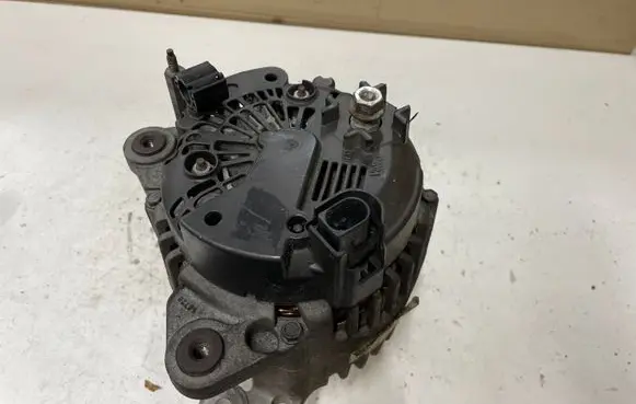 Volkswagen Sharan Generator/alternator 0986045340 259098