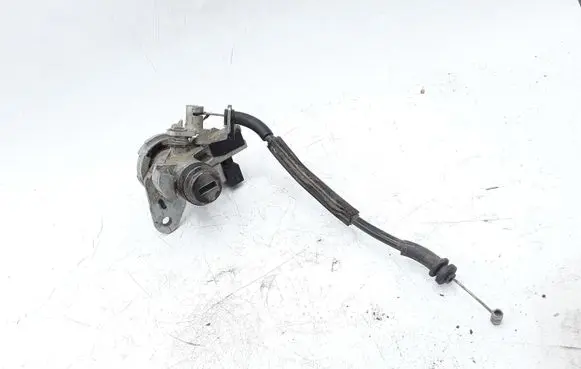 Audi A6 S6 C6 4F Tailgate exterior lock 8E0827573