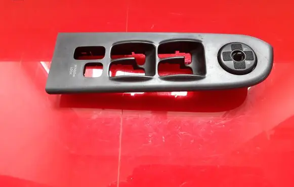 Hyundai Trajet Front door window switch trim 612W06690