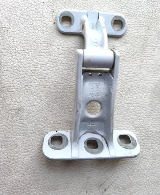 Mercedes-Benz Citan II W420 Tailgate hinge 7744R
