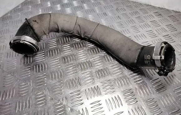 Audi A4 S4 B8 8K Intercooler hose/pipe 8K0145738T