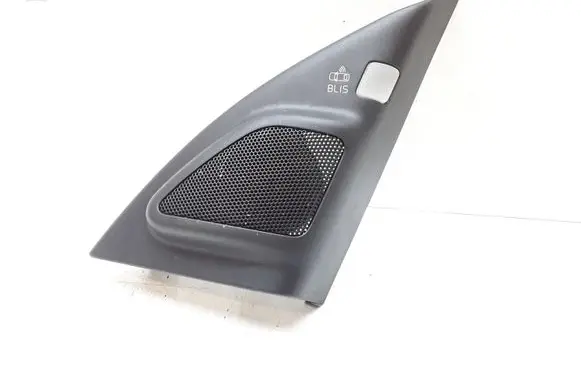 Volvo V70 Front door speaker 30781068