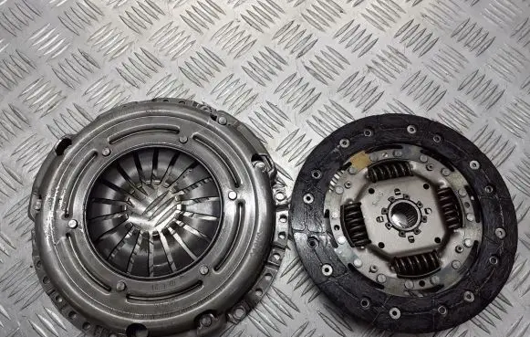 Volkswagen Polo IV 9N3 Clutch set kit