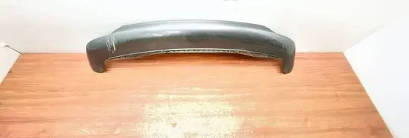 Front bumper lip