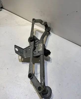 Peugeot 206 CC Front wiper linkage and motor 3397020578