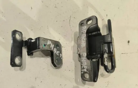 Volkswagen Phaeton Front door hinge set 3D4831411B