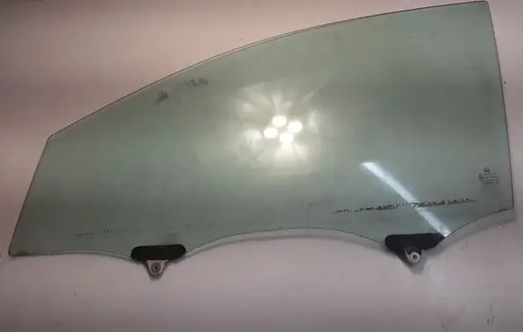 Honda CR-V Front door window glass four-door 73350SWAK00