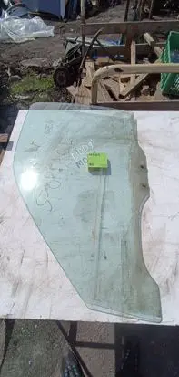 KIA Sportage Front door window glass four-door 1212123