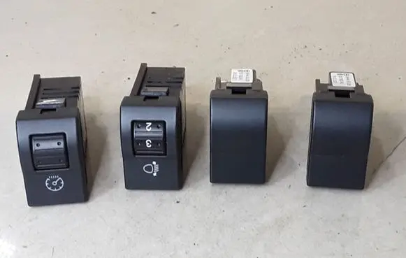 Mazda 3 I Other switches/knobs/shifts BP4K666R0 BP4K666F0 BP4K55225
