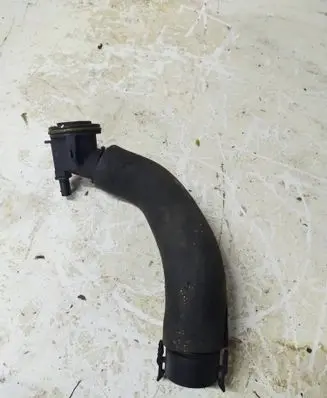 BMW X3 F25 Breather/breather pipe/hose 7588417