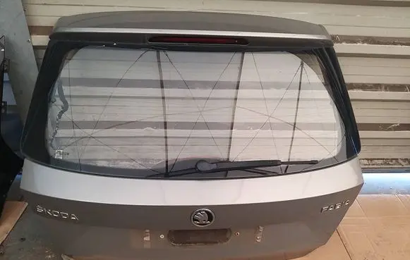 Skoda Fabia Mk3 (NJ) Tailgate/trunk/boot lid LF8H