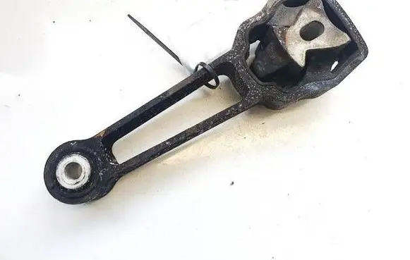 Volvo S80 Engine mount bracket 