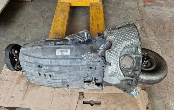 Mercedes-Benz E C207 W207 Automatic gearbox 20727016000 258890300 258890