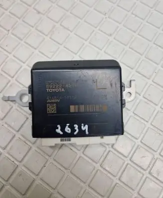 Toyota RAV 4 (XA40) Tailgate/trunk control unit/module 8922242101 41481411112