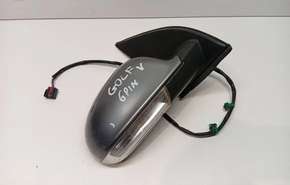 Volkswagen Golf V Front door electric wing mirror