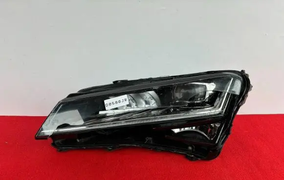 Skoda Superb B8 (3V) Headlight/headlamp 3V1941015D