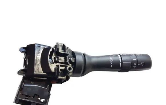 Subaru Ascent Wiper control stalk 17F465 17F4656