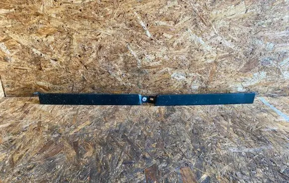 Mercedes-Benz E W124 Under headlight/headlamp trim 