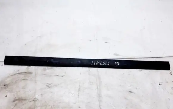 Mitsubishi Carisma Front door trim (molding) mr913206
