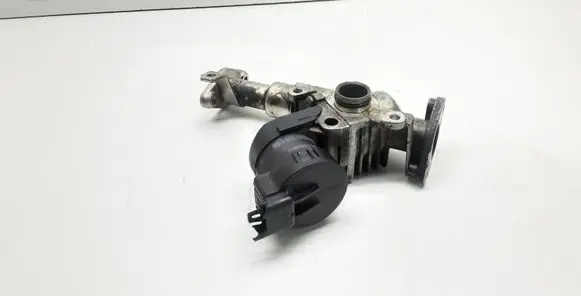 BMW 3 E90 E91 EGR valve 7563241