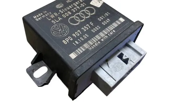 Audi A6 S6 C6 4F Light module LCM 8P0907357F 5LA00837901