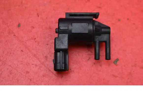 KIA Sportage Vacuum valve K5T44184