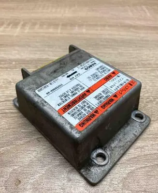 Suzuki Baleno EG Airbag control unit/module 3891060G00 78K00325013 5WK4078